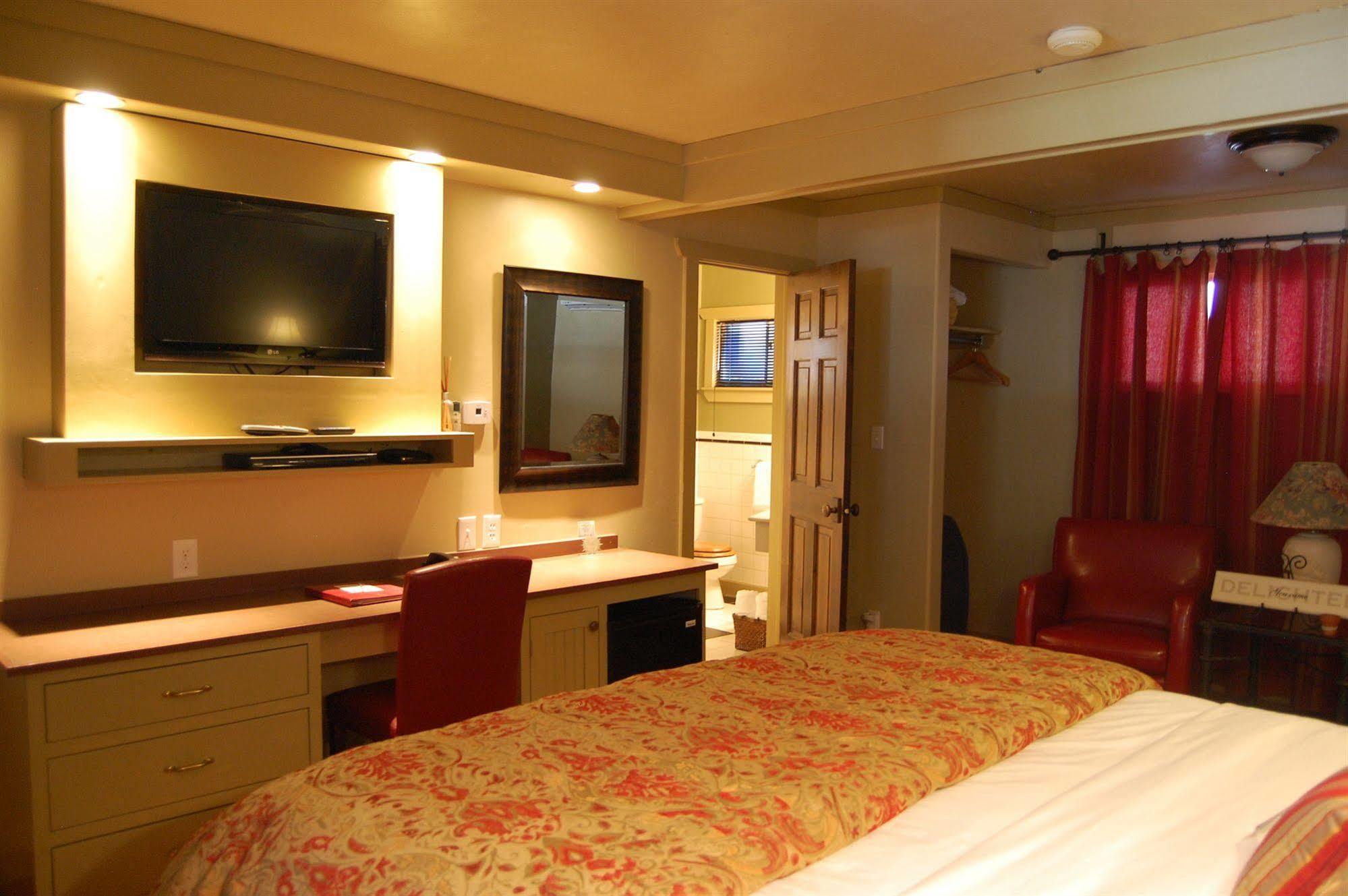 Highland Haven Creekside Inn Evergreen Bagian luar foto
