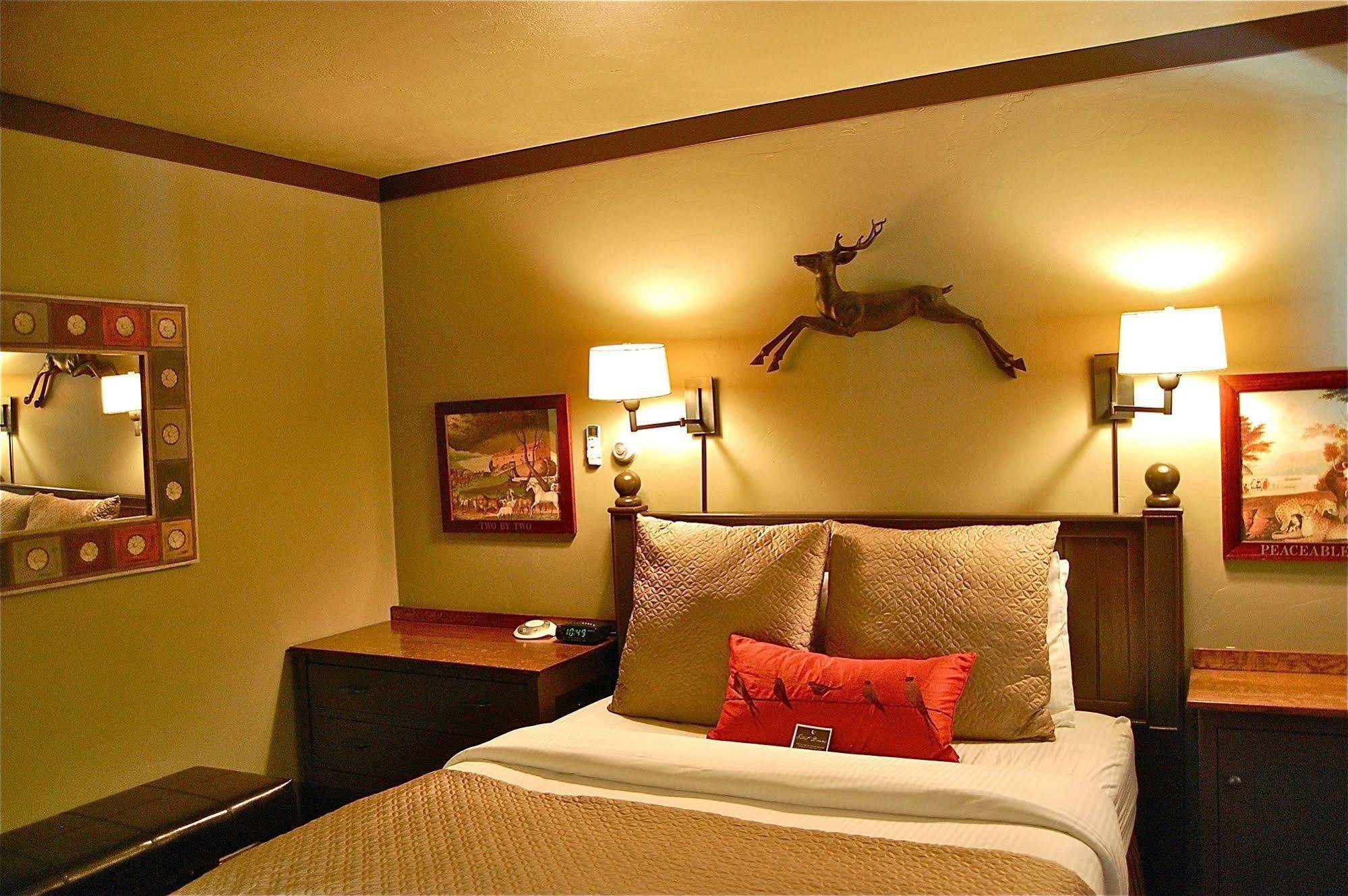 Highland Haven Creekside Inn Evergreen Bagian luar foto