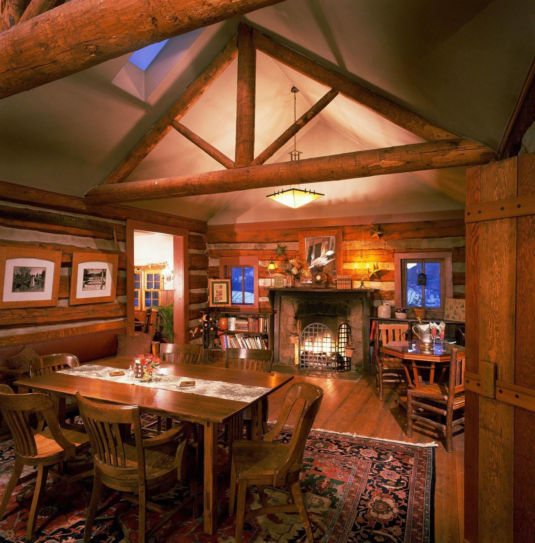 Highland Haven Creekside Inn Evergreen Bagian luar foto
